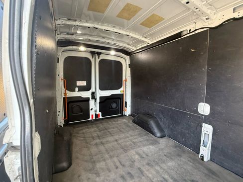 Used 2019 Ford Transit 150 148 Medium Roof image 18