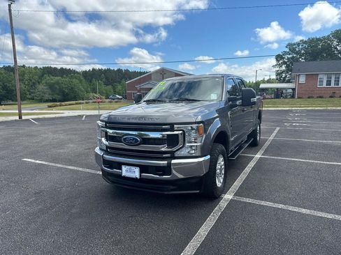 Used 2022 Ford F250 XLT AWD/4WD image 12