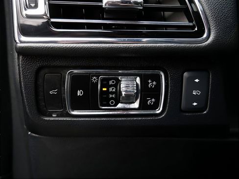 Used 2023 Lincoln Navigator L Reserve image 17