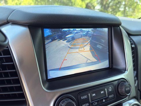 Used 2016 Chevrolet Suburban LS w/ Enhanced Driver Alert Package RWD image 15