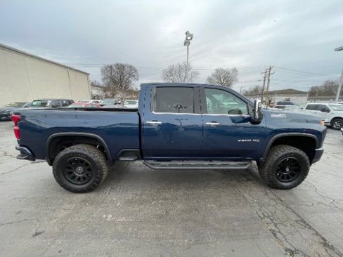 Used 2023 Chevrolet Silverado 3500 High Country w/ Safety Package II image 9