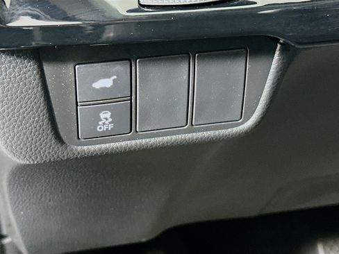 Used 2025 Honda CR-V EX-L image 17