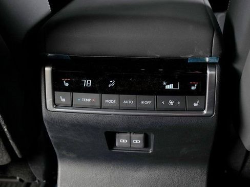 Used 2025 Lexus GX 550 550 Luxury+ w/ Accessory Package (2T) image 21