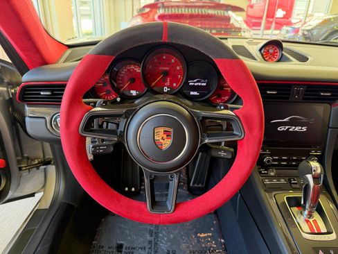 Used 2018 Porsche 911 GT2 RS RWD image 45