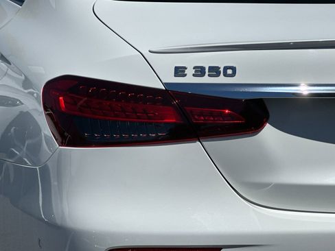 Certified 2022 Mercedes-Benz E 350 Sedan w/ Driver Assistance Package image 34