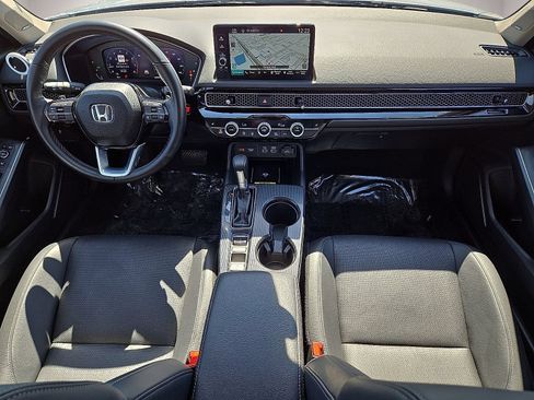 Used 2023 Honda Civic Touring image 17