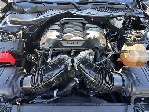 Used 2024 Ford Mustang GT Premium image 24