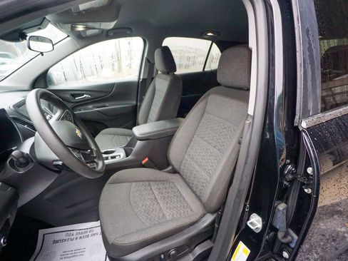 Used 2023 Chevrolet Equinox LT image 15