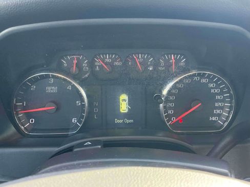 Used 2018 Chevrolet Silverado 1500 Custom w/ Custom Convenience Package image 20