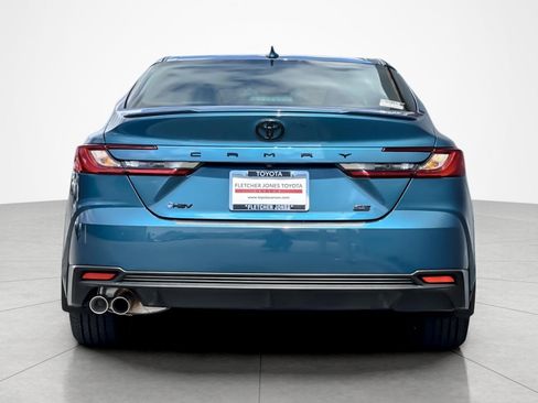 Used 2026 Toyota Camry SE w/ Convenience Package FWD image 4