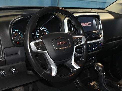 Used 2022 GMC Canyon Elevation w/ Trailering Package AWD/4WD image 2