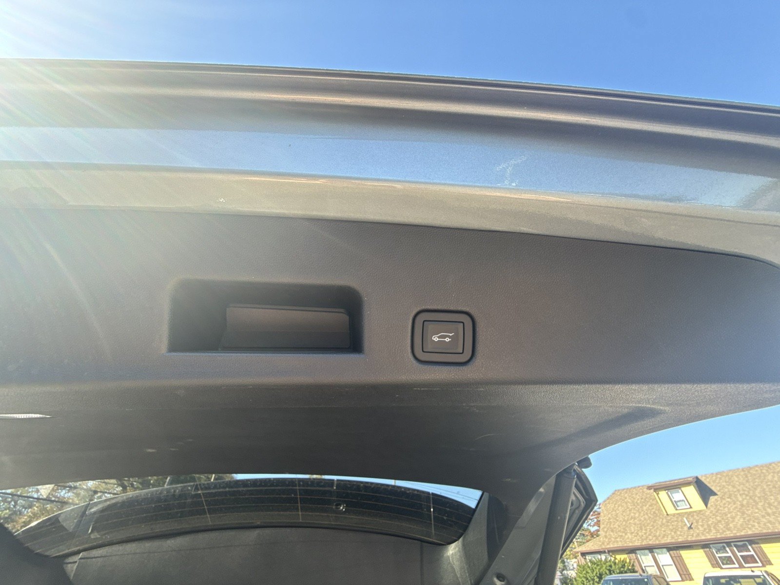 Used 2025 Buick Enclave Preferred FWD image 28