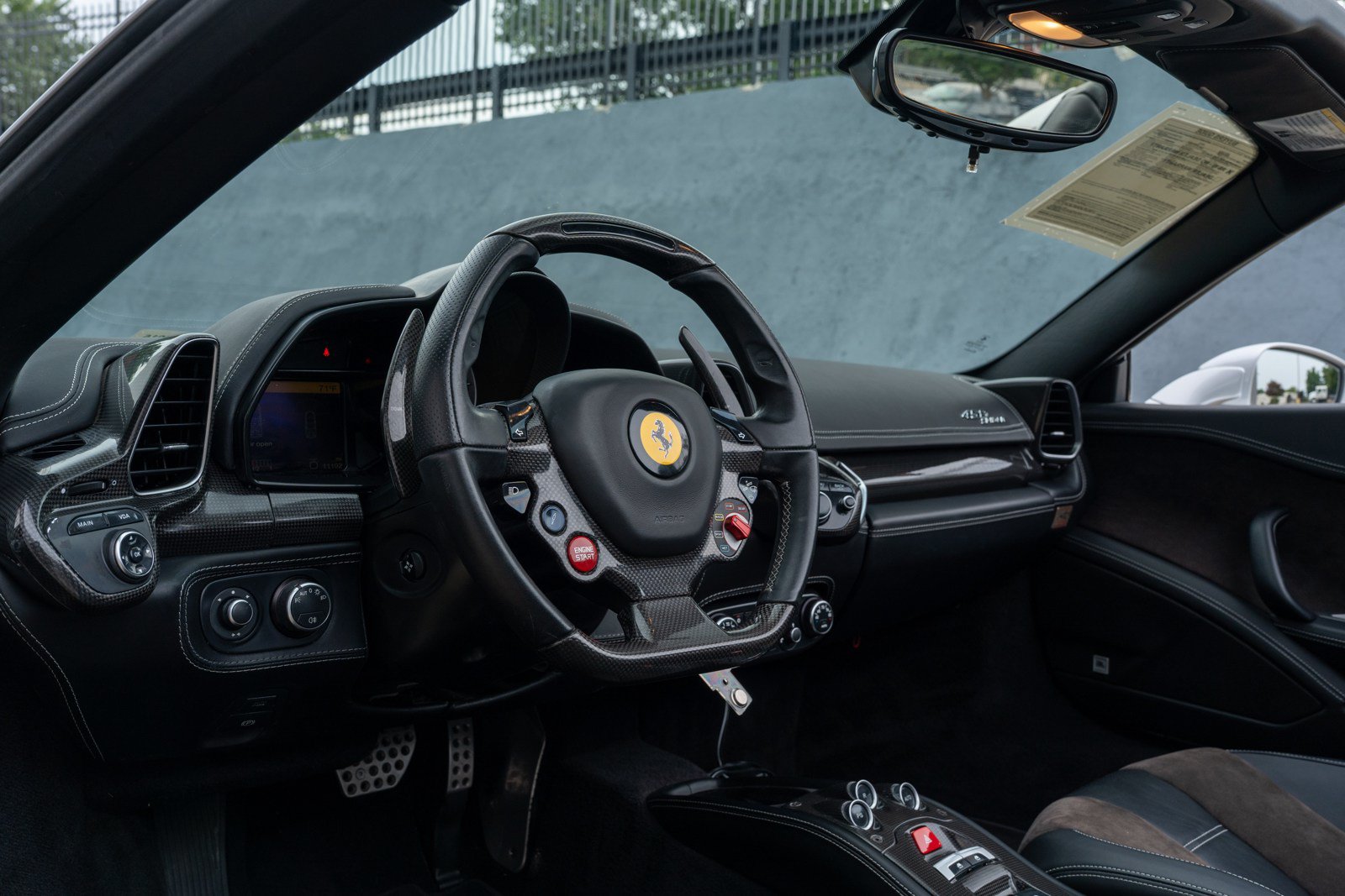 Used 2012 Ferrari 458 Spider RWD image 28