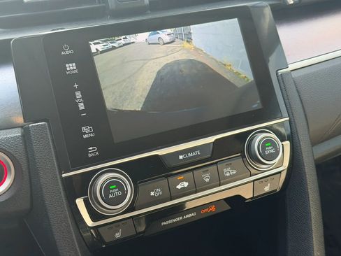Used 2016 Honda Civic Touring image 12