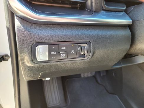 Used 2025 GMC Terrain Elevation AWD/4WD image 23