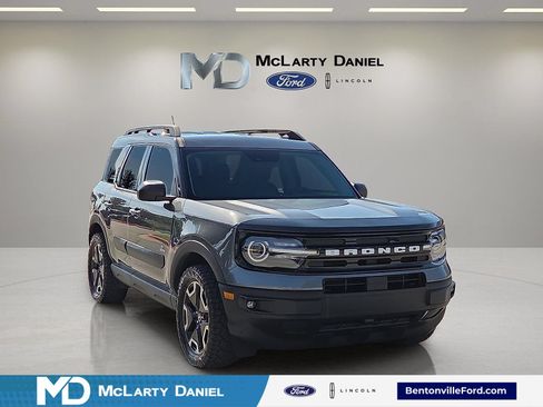 Certified 2022 Ford Bronco Sport Outer Banks w/ Tech Package AWD/4WD image 1