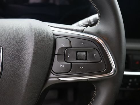 Used 2025 Buick Encore GX Preferred image 17