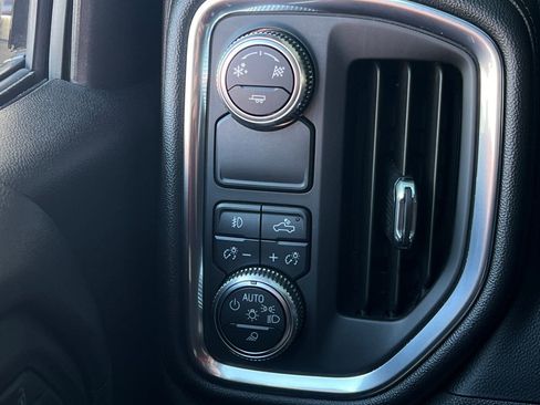 Used 2019 GMC Sierra 1500 SLT w/ SLT Premium Package RWD image 37