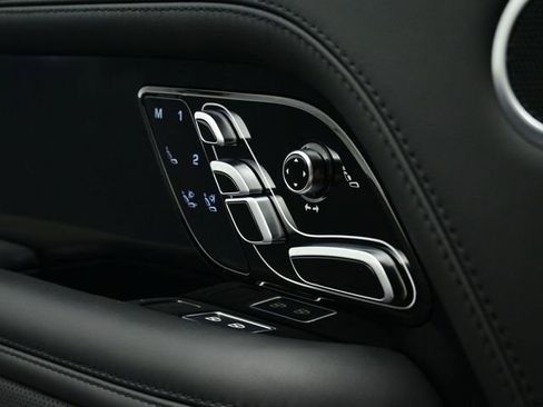 Used 2021 Land Rover Range Rover SV Autobiography Dynamic image 51