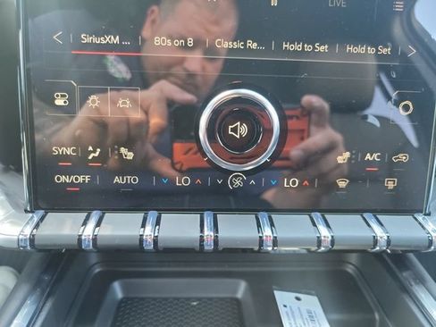 New 2026 GMC Acadia Elevation w/ Black Edition AWD/4WD image 19
