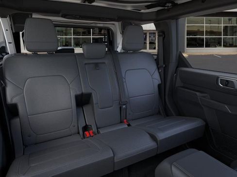 New 2026 Ford Bronco Outer Banks AWD/4WD image 15