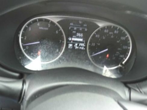 Used 2024 Nissan Versa S w/ S Plus Package FWD image 2