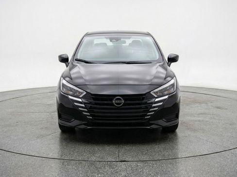 Used 2025 Nissan Versa SV FWD image 2