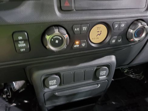 Used 2012 Honda Ridgeline RT image 29