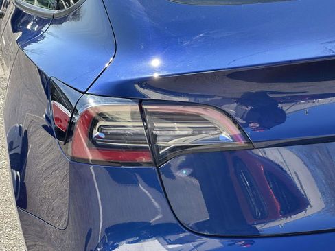 Used 2023 Tesla Model 3 Standard Range RWD image 10