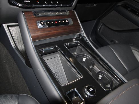 New 2026 Lincoln Aviator Reserve w/ Illumination Package image 14