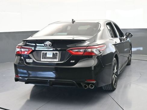 Used 2024 Toyota Camry SE image 5