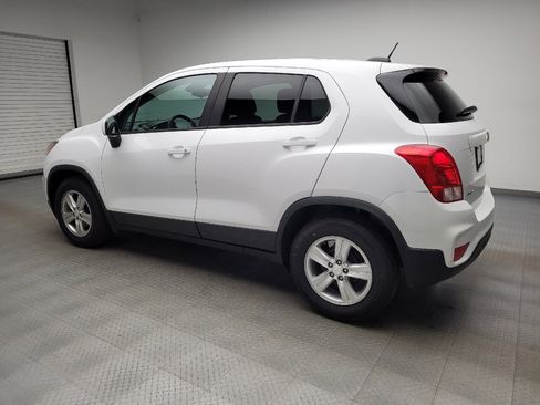 Used 2019 Chevrolet Trax LS w/ Tint and Cruise Package FWD image 3