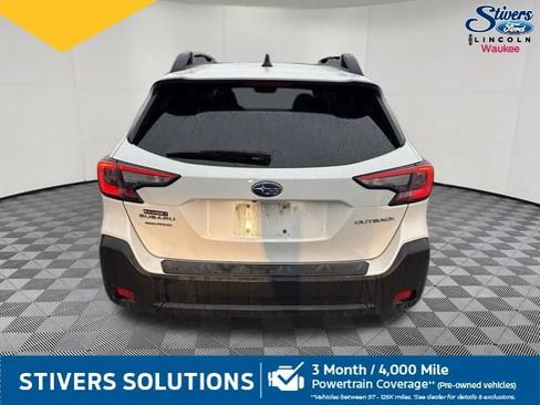 Used 2023 Subaru Outback Premium AWD/4WD image 7