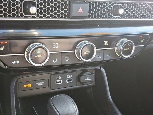 Used 2024 Honda Civic Touring image 16