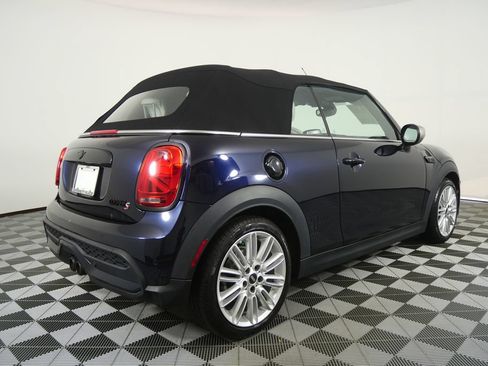 Used 2023 MINI Cooper S FWD image 3
