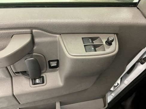 Used 2025 GMC Savana 2500 w/ Driver Convenience Package RWD image 13