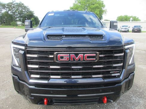 New 2026 GMC Sierra 2500 AT4X AWD/4WD image 12
