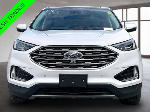 Used 2021 Ford Edge Titanium w/ Equipment Group 301A FWD image 2