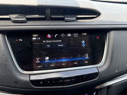 Used 2019 Cadillac XT5 Luxury w/ LPO, Radiant Package FWD image 28