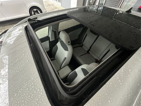 New 2026 Volkswagen Taos SE image 38