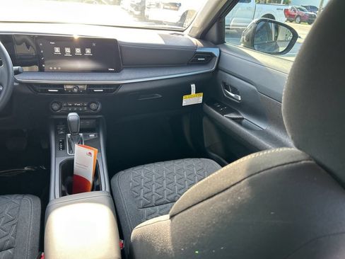New 2026 Nissan Kicks SV w/ Charging Package FWD image 12