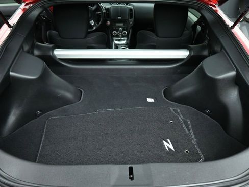 Used 2020 Nissan 370Z Coupe RWD image 12