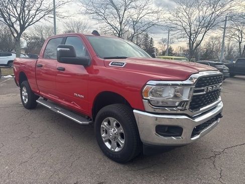 Used 2024 RAM 2500 Big Horn w/ Bed Utility Group image 3