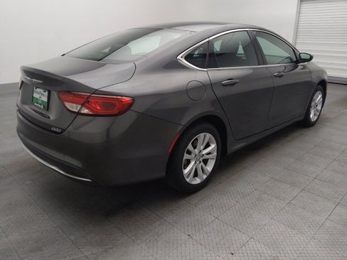 Used 2016 Chrysler 200 Limited image 9