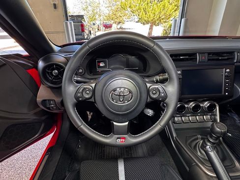 Certified 2025 Toyota GR86 Premium w/ ALL Weather Mat Package (TMS) RWD image 21