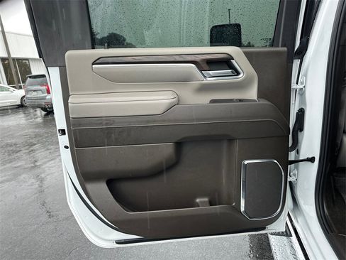 Used 2024 GMC Sierra 2500 SLT w/ SLT Premium Package image 22