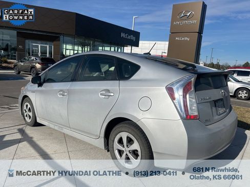 Used 2013 Toyota Prius Four image 16