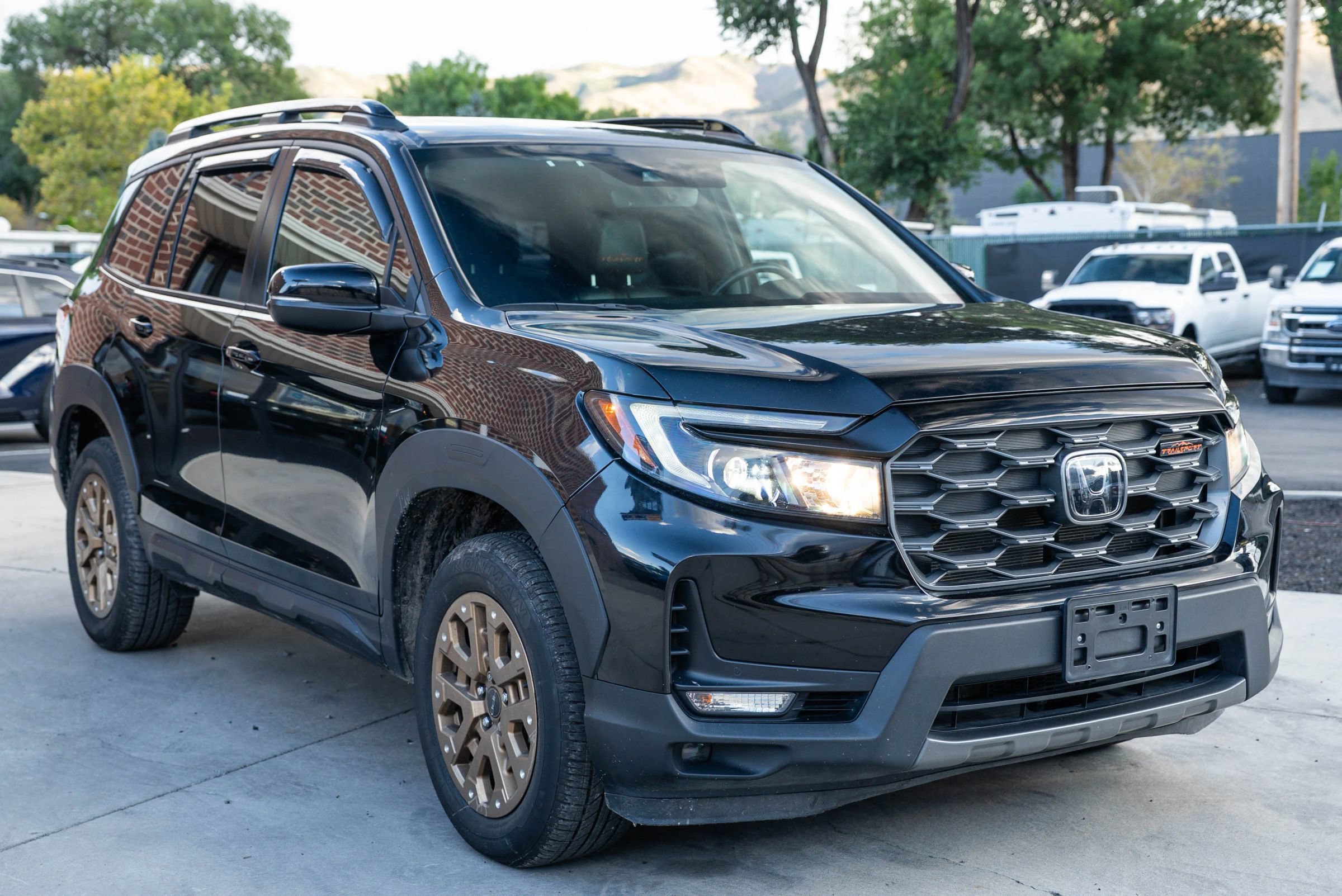 Used 2023 Honda Passport TrailSport image 12