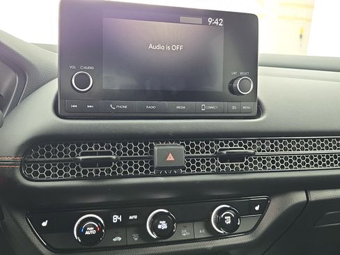 Certified 2025 Honda HR-V Sport image 19