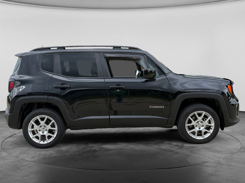 Used 2021 Jeep Renegade Latitude w/ Convenience Group AWD/4WD image 10